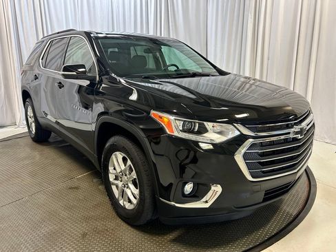 Used 2021 Chevrolet Traverse LT FWD image 23