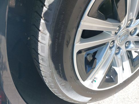 Used 2024 Cadillac Lyriq Tech w/ Driver Assist Package image 35