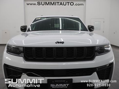 New 2026 Jeep Grand Cherokee L Limited image 22