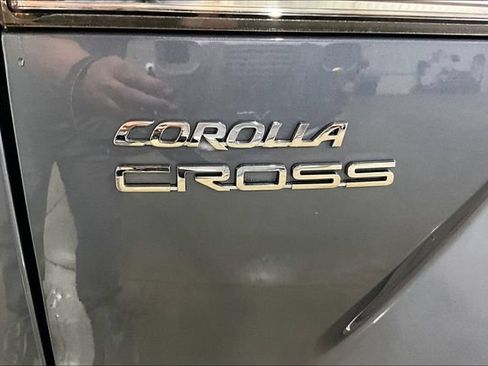 Used 2023 Toyota Corolla Cross L AWD/4WD image 25