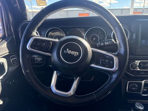 Used 2021 Jeep Wrangler Unlimited Sahara w/ Cold Weather Group AWD/4WD image 14