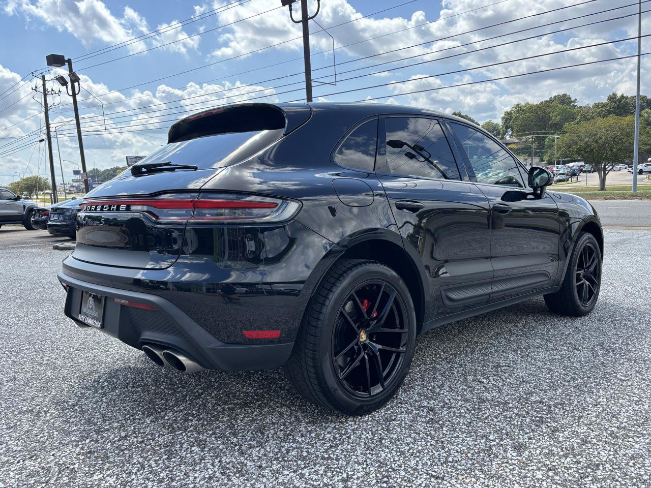 Used 2023 Porsche Macan S AWD/4WD image 7
