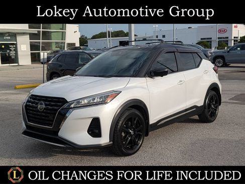 Used 2021 Nissan Kicks SR w/ Interior Electronics Package FWD image 1