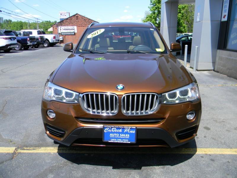 Used 2017 BMW X3 xDrive28i AWD/4WD image 3