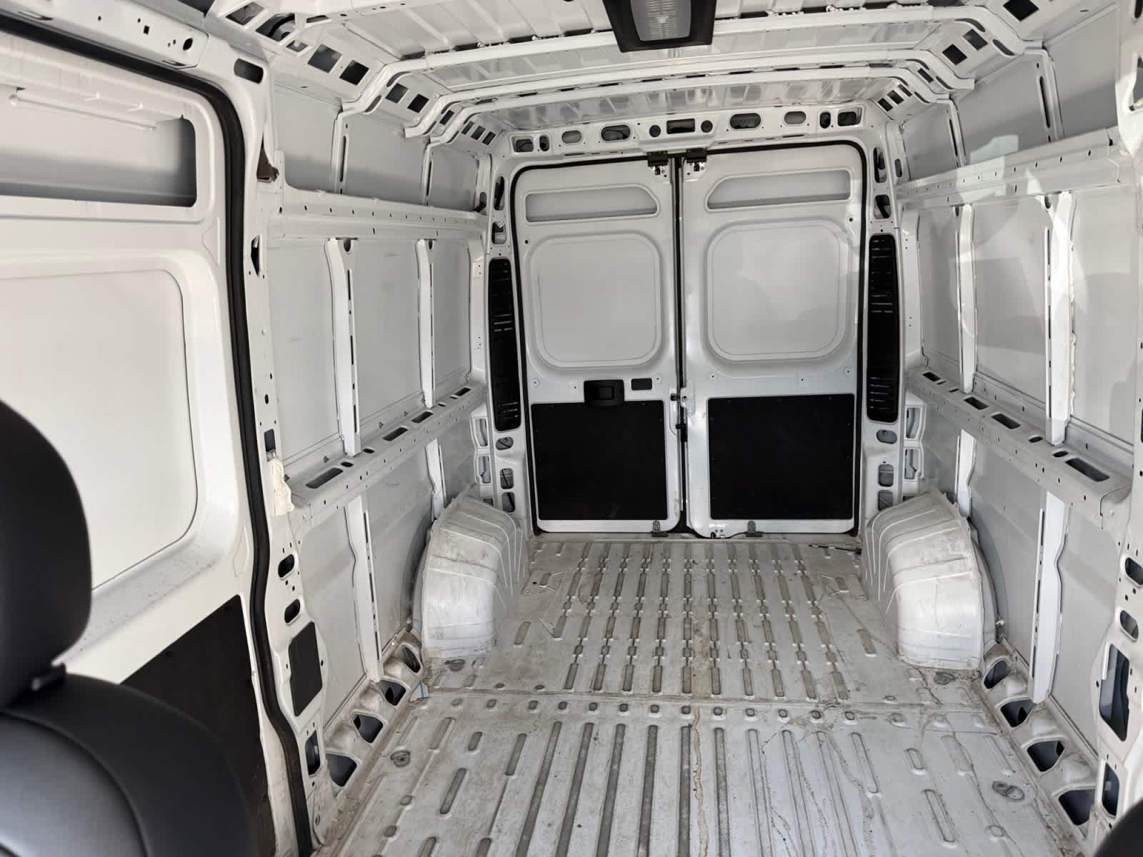 Used 2026 RAM ProMaster 2500 w/ Convenience Group FWD image 17