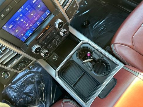 Used 2019 Ford F250 Platinum image 40