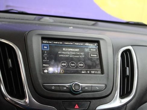 Used 2019 Chevrolet Equinox LT FWD image 19