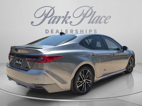 Used 2025 Toyota Camry XSE w/ Premium Package FWD image 5