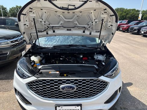 Certified 2023 Ford Edge SEL w/ Convenience Package AWD/4WD image 14