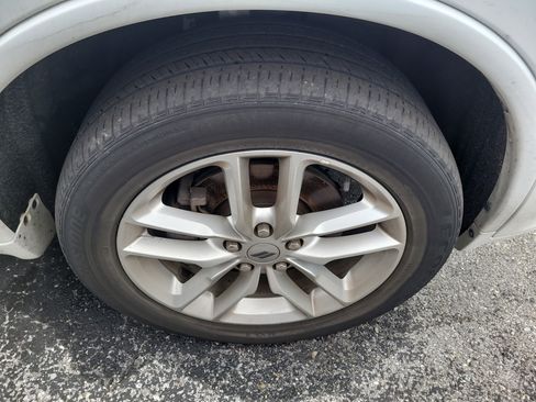 Used 2023 Dodge Durango GT image 9