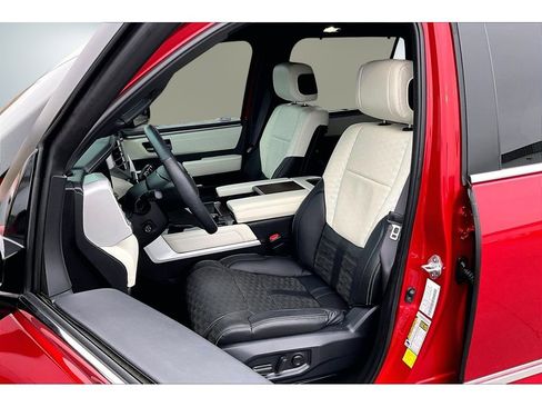 Used 2024 Toyota Sequoia Capstone image 20