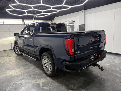 Used 2019 GMC Sierra 1500 Denali w/ Denali Ultimate Package AWD/4WD image 3