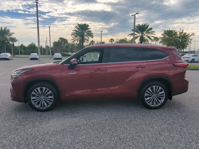Certified 2020 Toyota Highlander Platinum AWD/4WD image 7