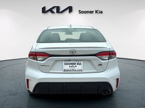 Used 2024 Toyota Corolla SE FWD image 5