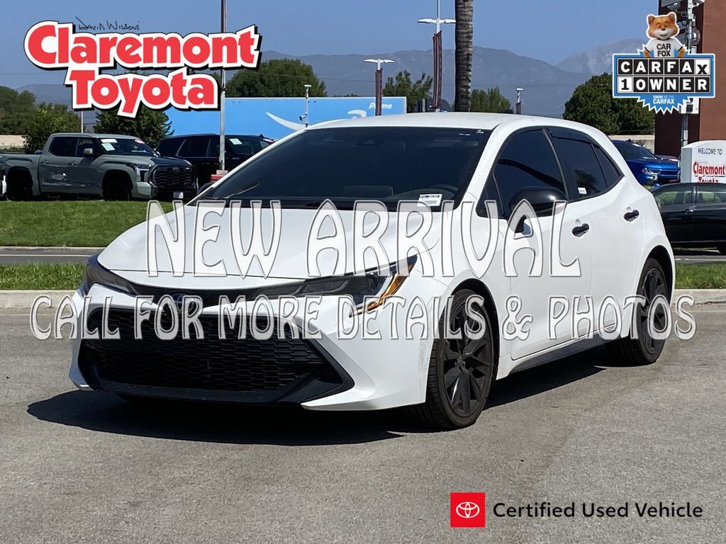 Certified 2022 Toyota Corolla SE FWD image 1