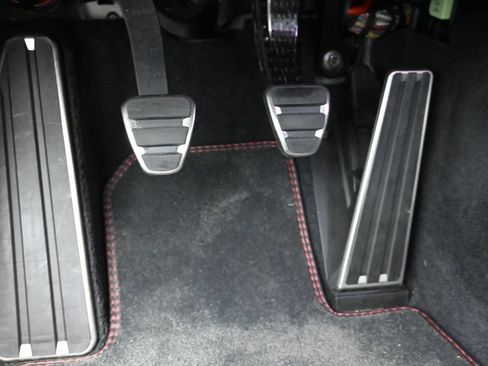 Certified 2022 Porsche 911 GT3 RWD image 21