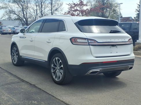 Used 2023 Lincoln Nautilus Reserve w/ Equipment Group 201A image 4