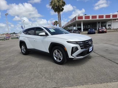 Used 2025 Hyundai Tucson SE FWD image 20