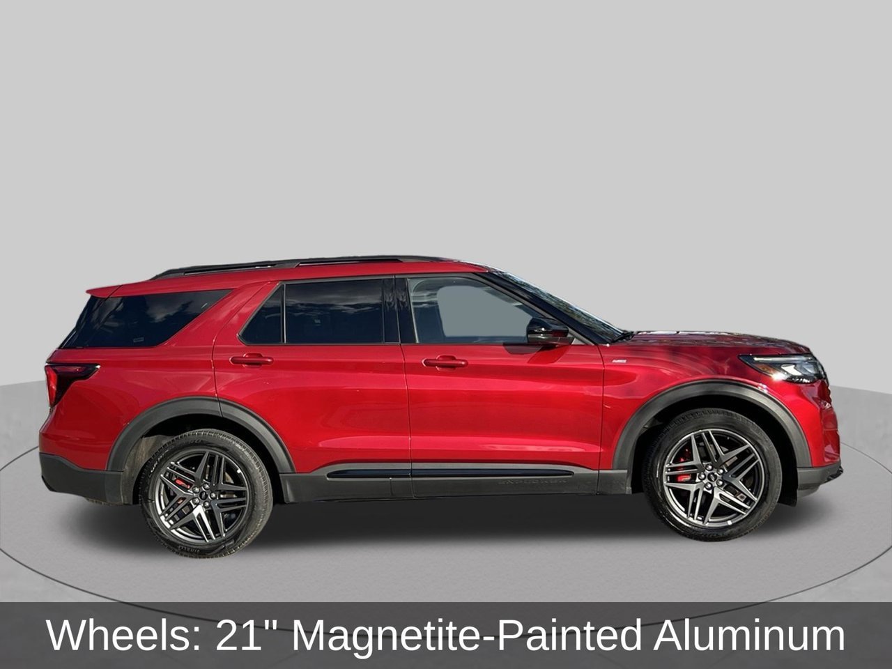 Used 2025 Ford Explorer ST-Line w/ ST-Line Street Pack AWD/4WD image 7