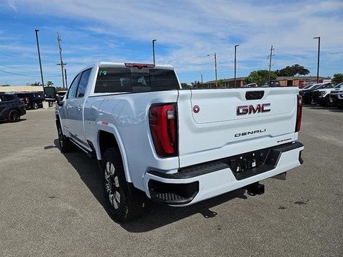 New 2026 GMC Sierra 2500 Denali w/ Denali Reserve Package image 3
