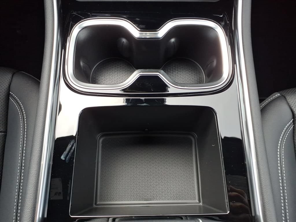New 2026 Chevrolet Traverse LT w/ Enhanced Driving Package FWD image 21