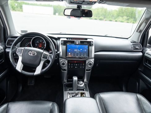 Used 2011 Toyota 4Runner Limited AWD/4WD image 22