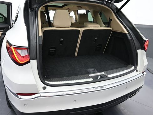 Used 2022 Acura MDX SH-AWD w/ Advance Package image 17