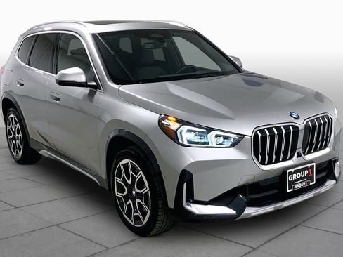 Used 2024 BMW X1 xDrive28i AWD/4WD image 2