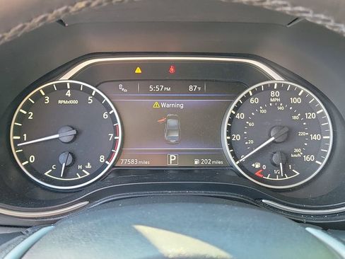 Used 2016 Nissan Maxima SR w/ Interior Lighting Package FWD image 24