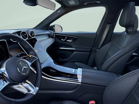 Certified 2025 Mercedes-Benz GLC 300 image 14