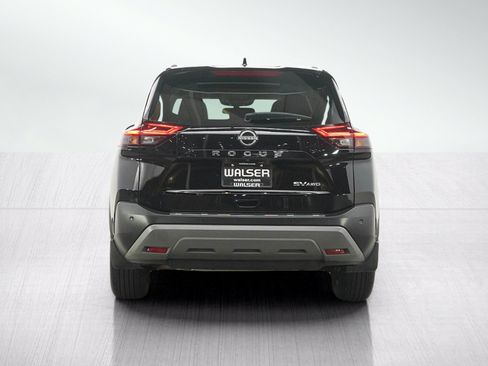 Used 2023 Nissan Rogue SV w/ SV Premium B Package AWD/4WD image 5