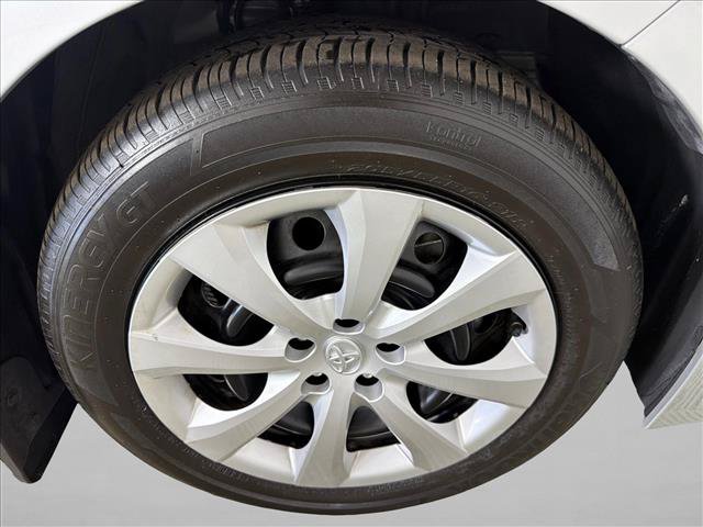 Used 2025 Toyota Corolla LE FWD image 12