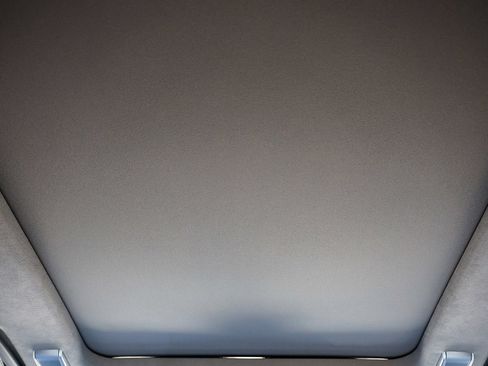 Used 2025 Cadillac Escalade Sport Platinum image 16