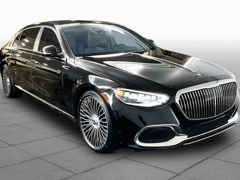 Certified 2023 Mercedes-Benz Maybach S 580 4MATIC image 3