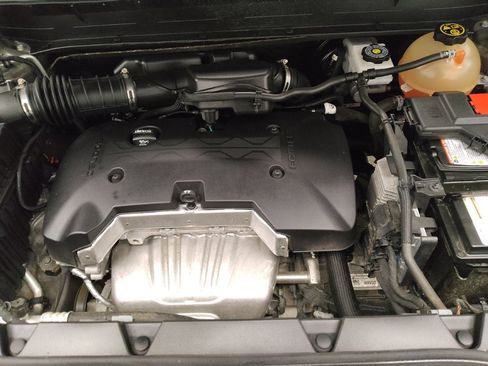 Used 2020 GMC Acadia SLE w/ Driver Convenience Package image 30