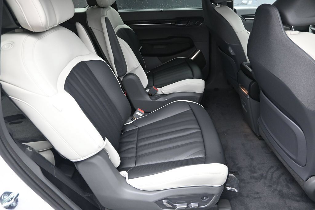 New 2026 Kia EV9 GT-Line AWD/4WD image 39