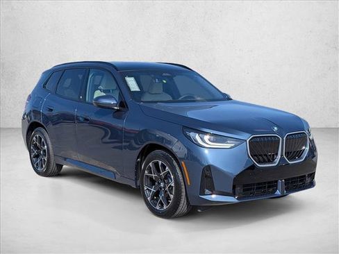 Certified 2026 BMW X3 xDrive30i w/ M Sport Package AWD/4WD image 6
