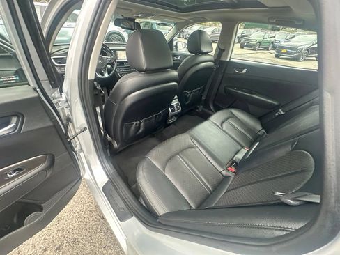 Used 2020 Kia Optima Premium FWD image 23