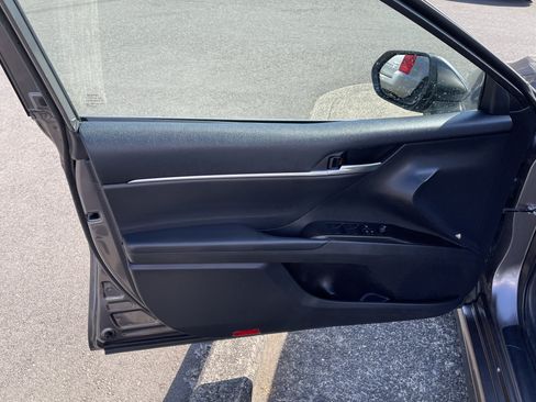 Certified 2023 Toyota Camry SE FWD image 14