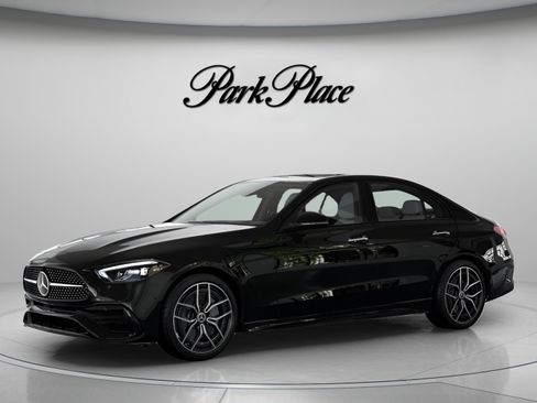 Used 2026 Mercedes-Benz C 300 Sedan image 2