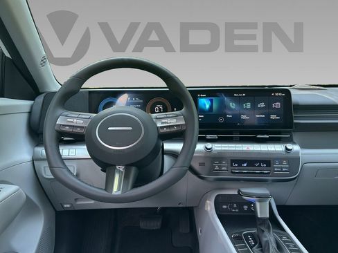 New 2025 Hyundai Kona SEL image 3