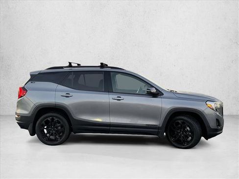 Used 2020 GMC Terrain SLT w/ Preferred Package image 4