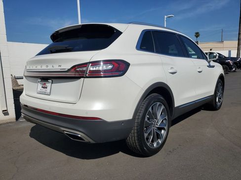 Used 2023 Lincoln Nautilus Reserve w/ Equipment Group 201A image 4