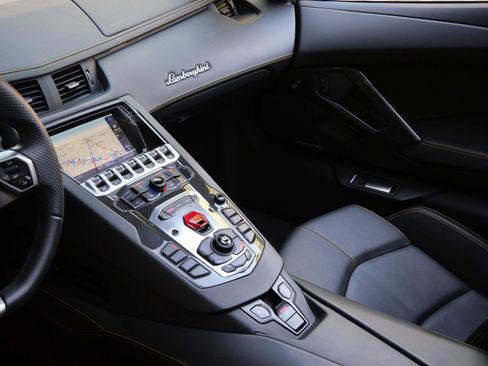 Used 2014 Lamborghini Aventador LP 700-4 AWD/4WD image 19