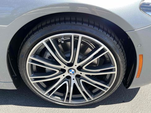 Used 2019 BMW 540i w/ M Sport Package image 88