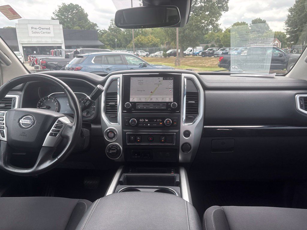 Used 2021 Nissan Titan SV w/ SV Convenience Package AWD/4WD image 10