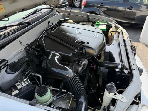 Used 2006 Toyota Tundra SR5 image 25