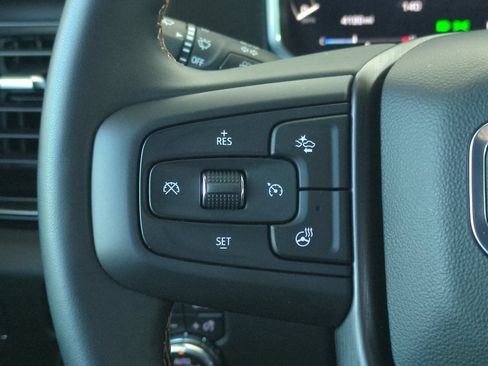 Used 2026 GMC Sierra 2500 AT4 w/ AT4 Premium Plus Package AWD/4WD image 27