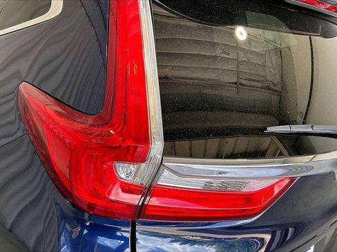 Used 2018 Honda CR-V Touring image 11