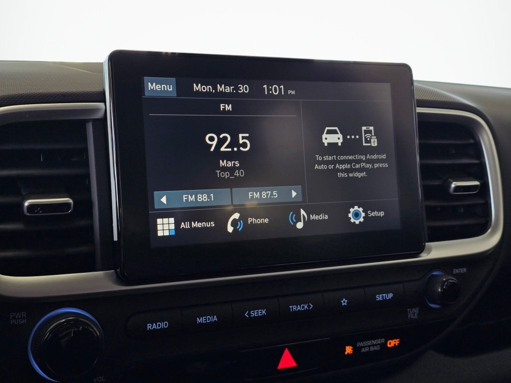 New 2026 Hyundai Venue SEL FWD image 25